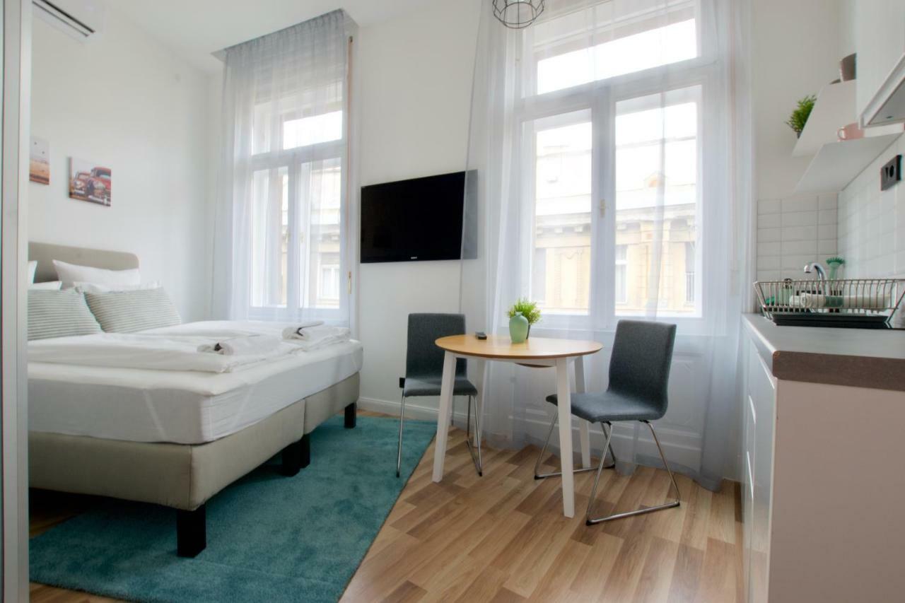 Standard Apartment By Hi5 - Anker 1 Budapest Exterior photo