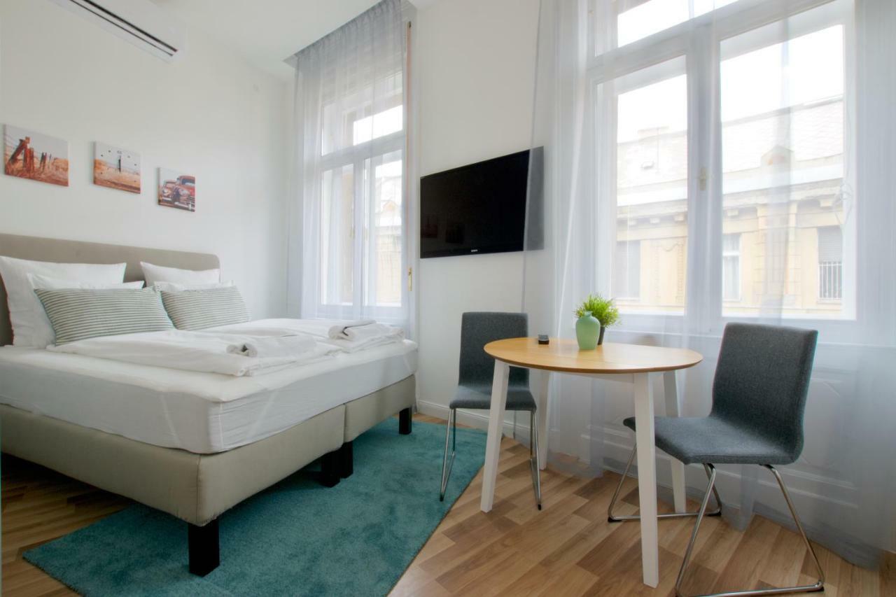 Standard Apartment By Hi5 - Anker 1 Budapest Exterior photo
